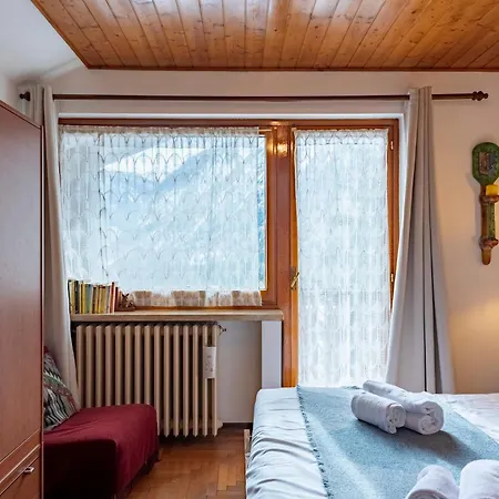 Dolonne - Happy Apartment Courmayeur