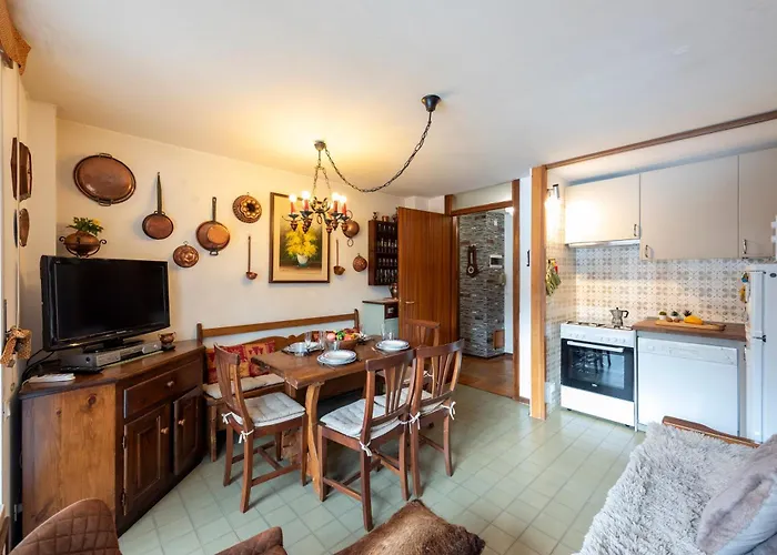 Dolonne - Happy Apartament Courmayeur